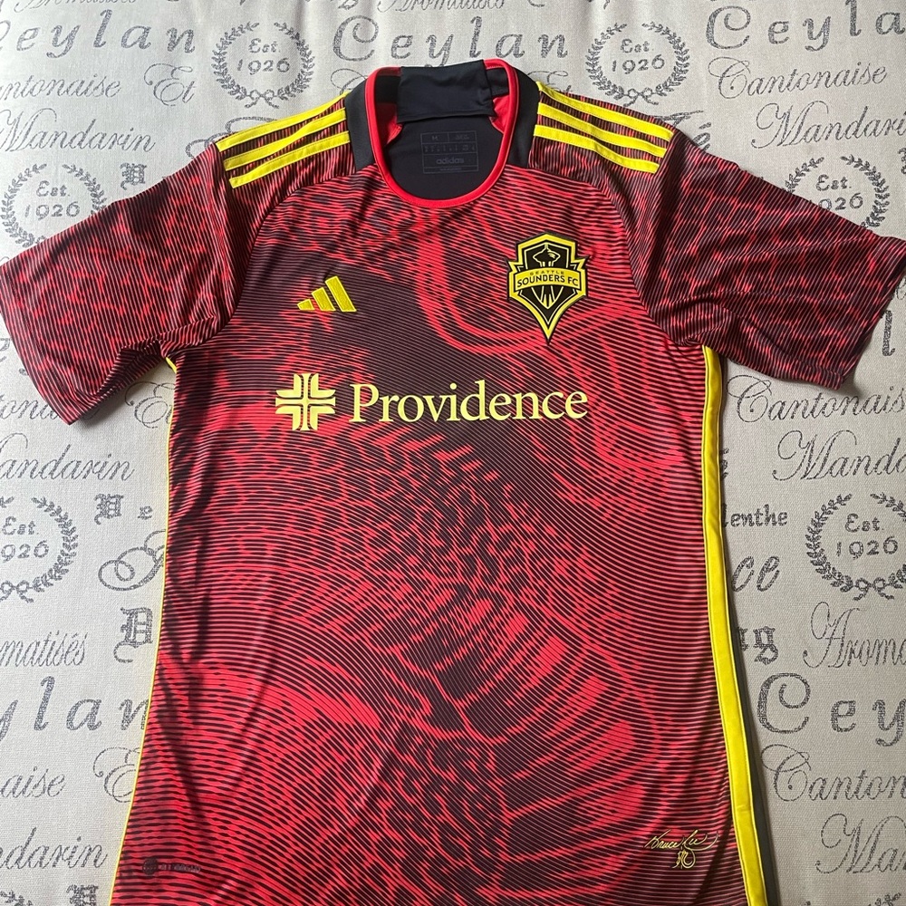 Seattle Sounders Bruce Lee jersey